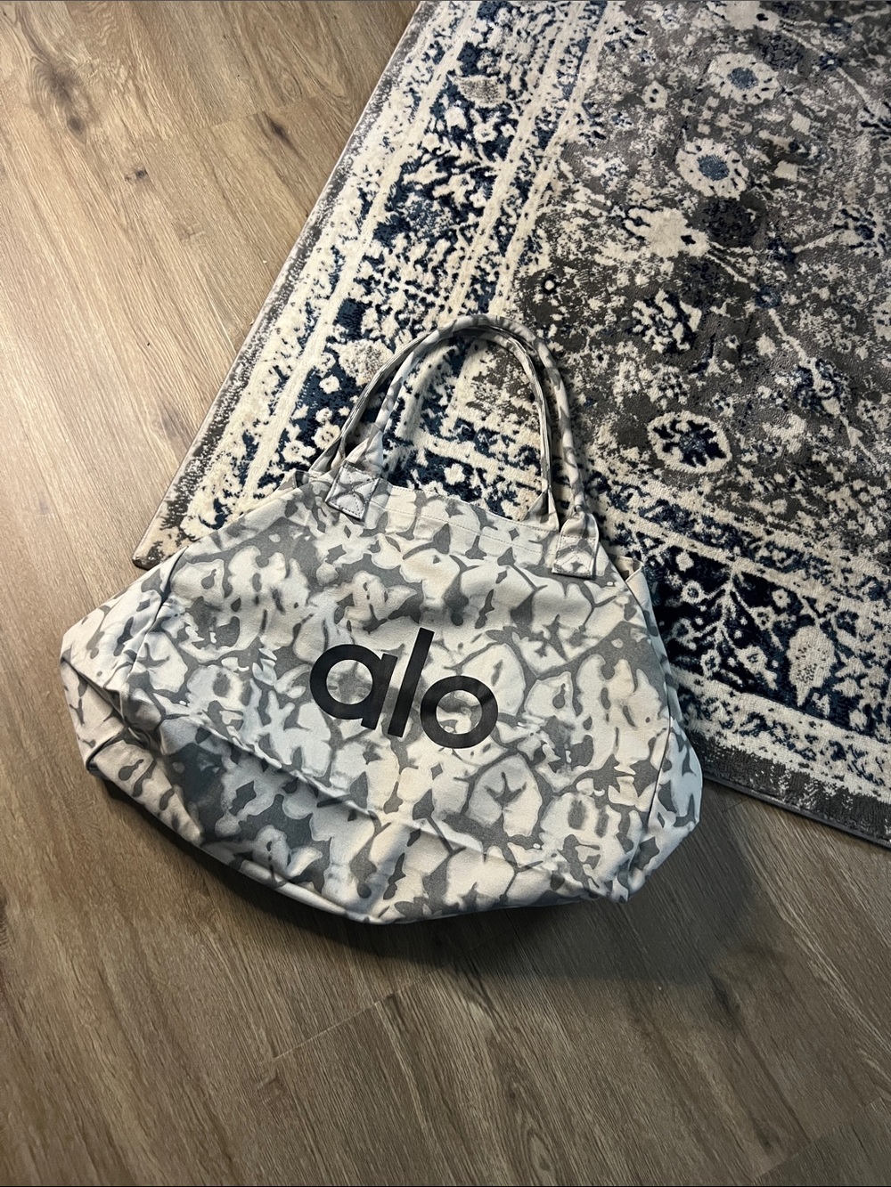 ALO Yoga Gray & White Patterned Canvas Tote
